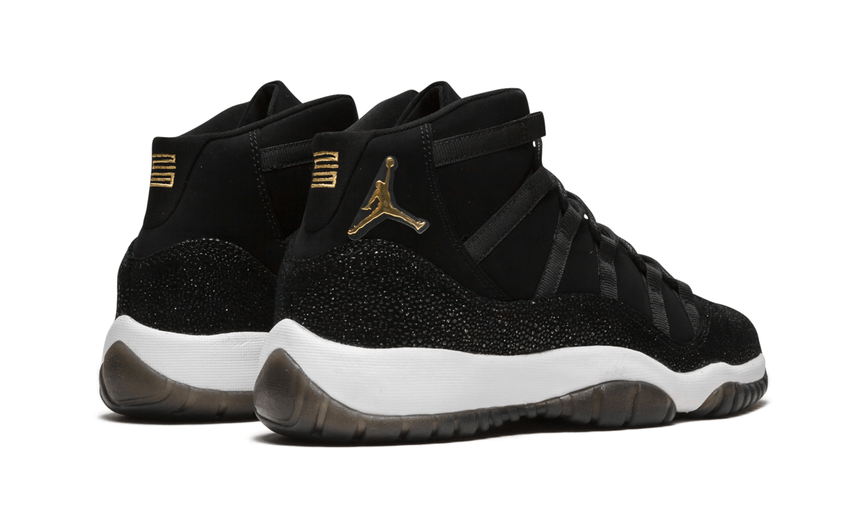 jordan 11 retro heiress black stingray gs+852625-030+diagnol right behind view