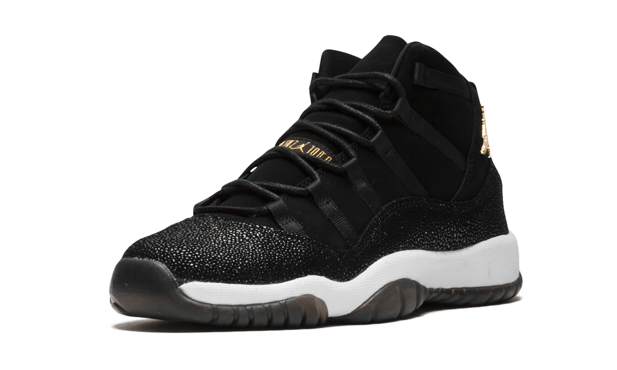 jordan 11 retro heiress black stingray gs+852625-030+left diagnol single view