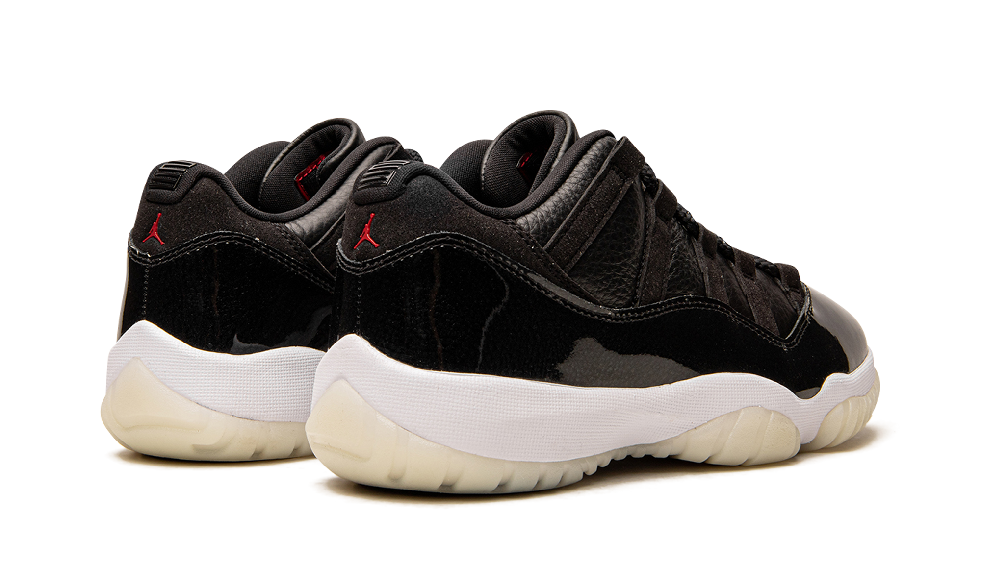 jordan 11 retro low 72 10+AV2187-001+diagnol right behind view