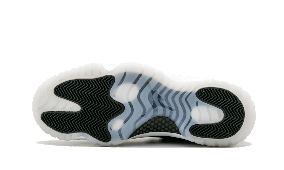 jordan 11 retro low barons+528895-010+bottom view