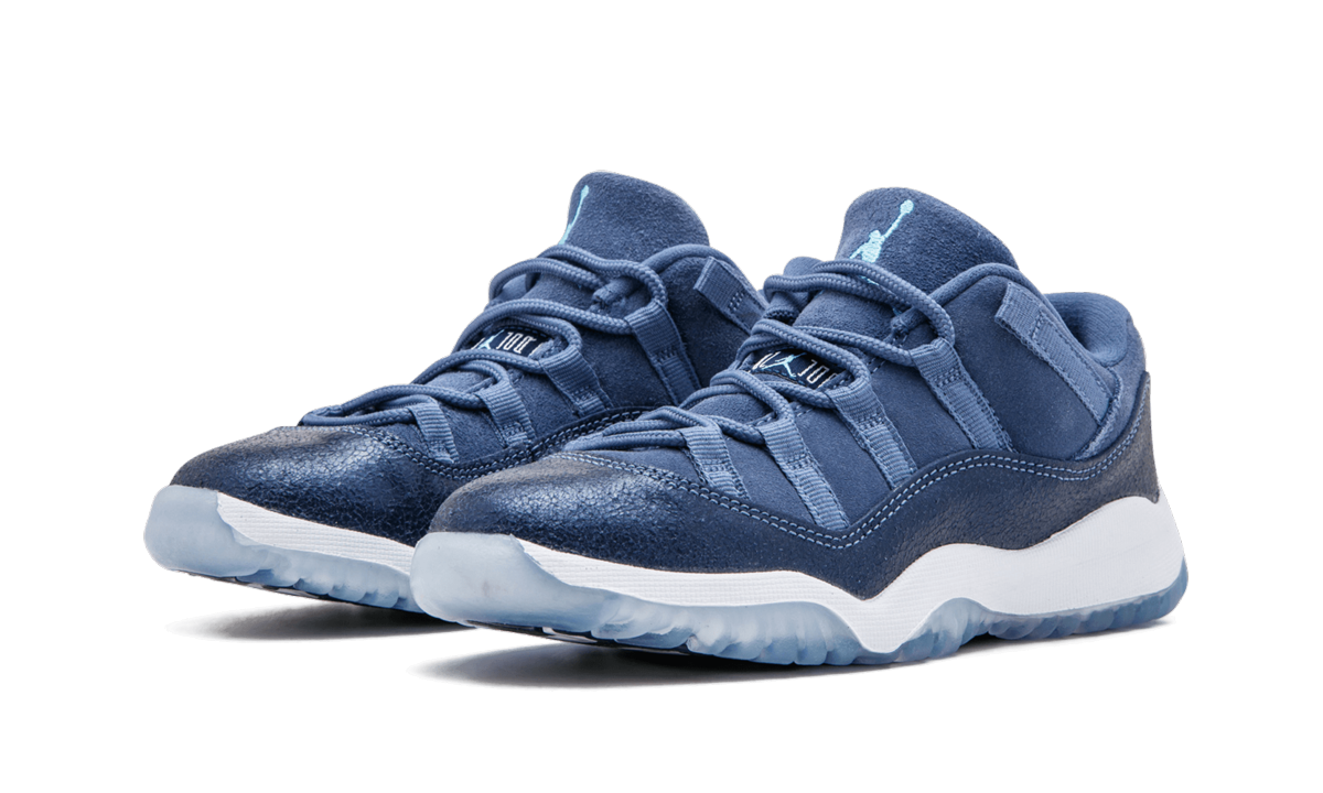jordan 11 retro low blue moon ps+580522-408+diagnol left view
