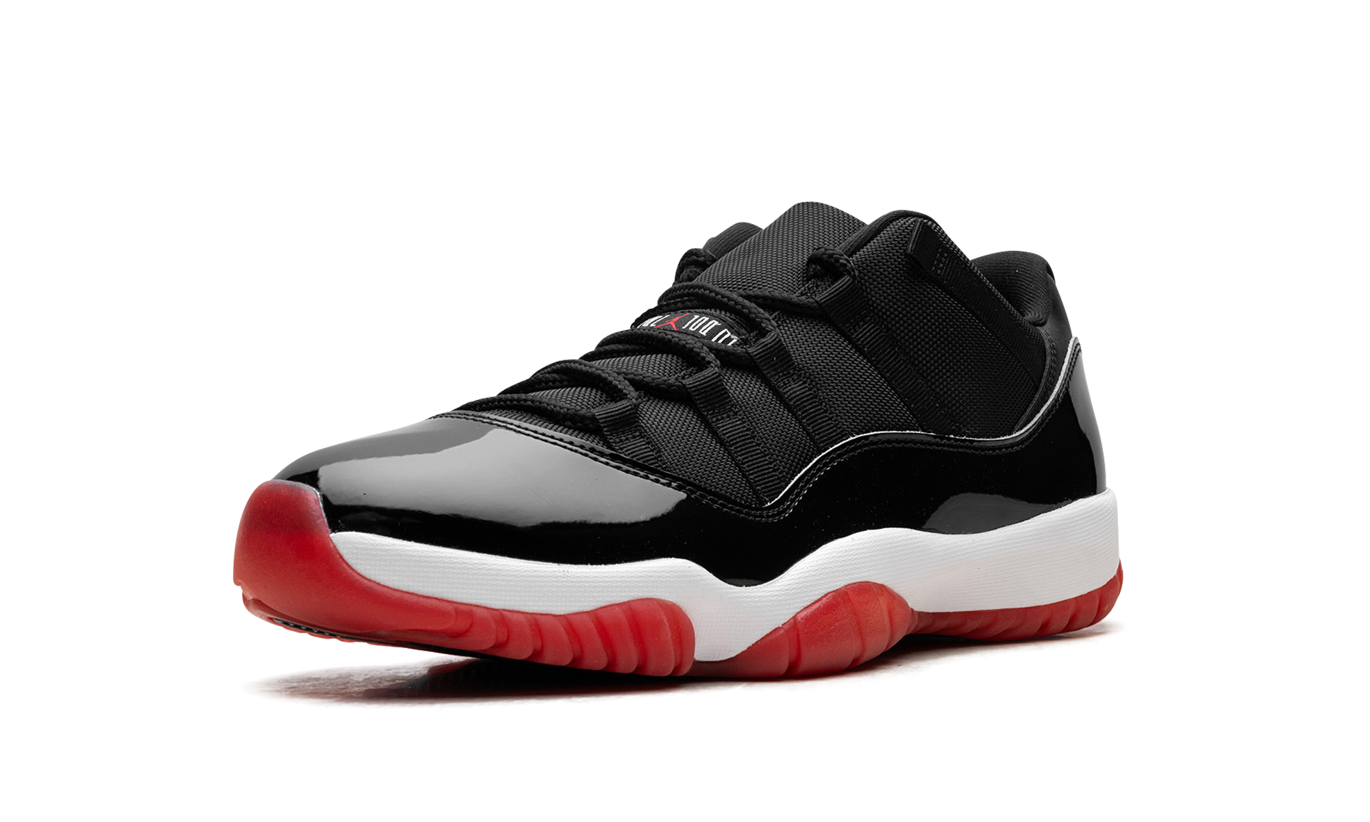 jordan 11 retro low bred 2025+FV5104-006+left diagnol single view