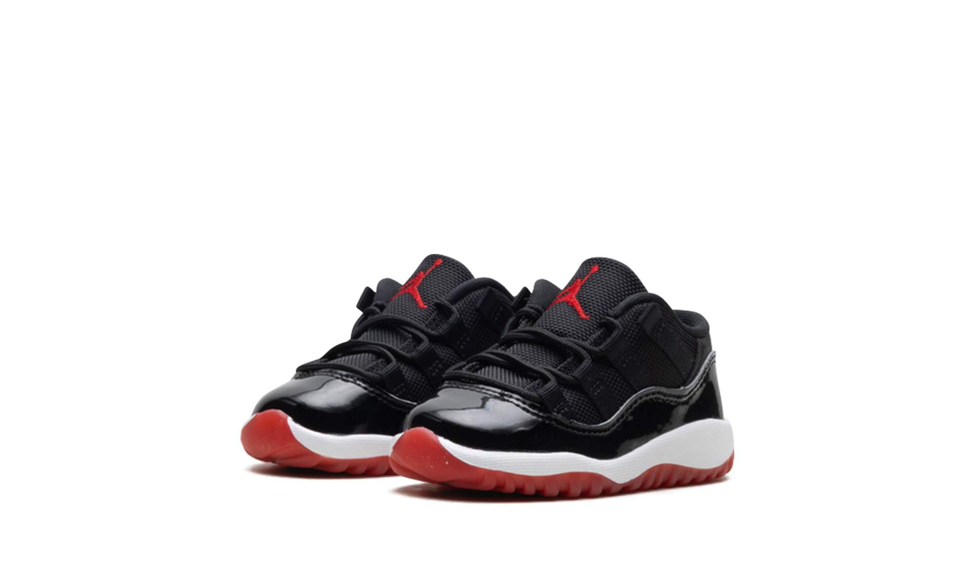 jordan 11 retro low bred td 2025+FV5120-006+diagnol left view