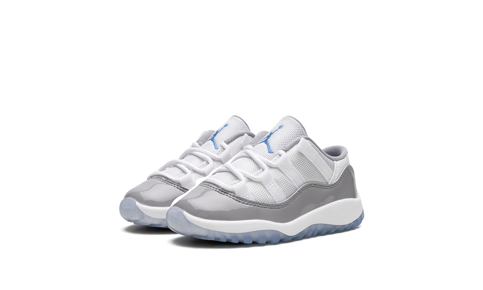 jordan 11 retro low cement grey td+505836-140+diagnol left view