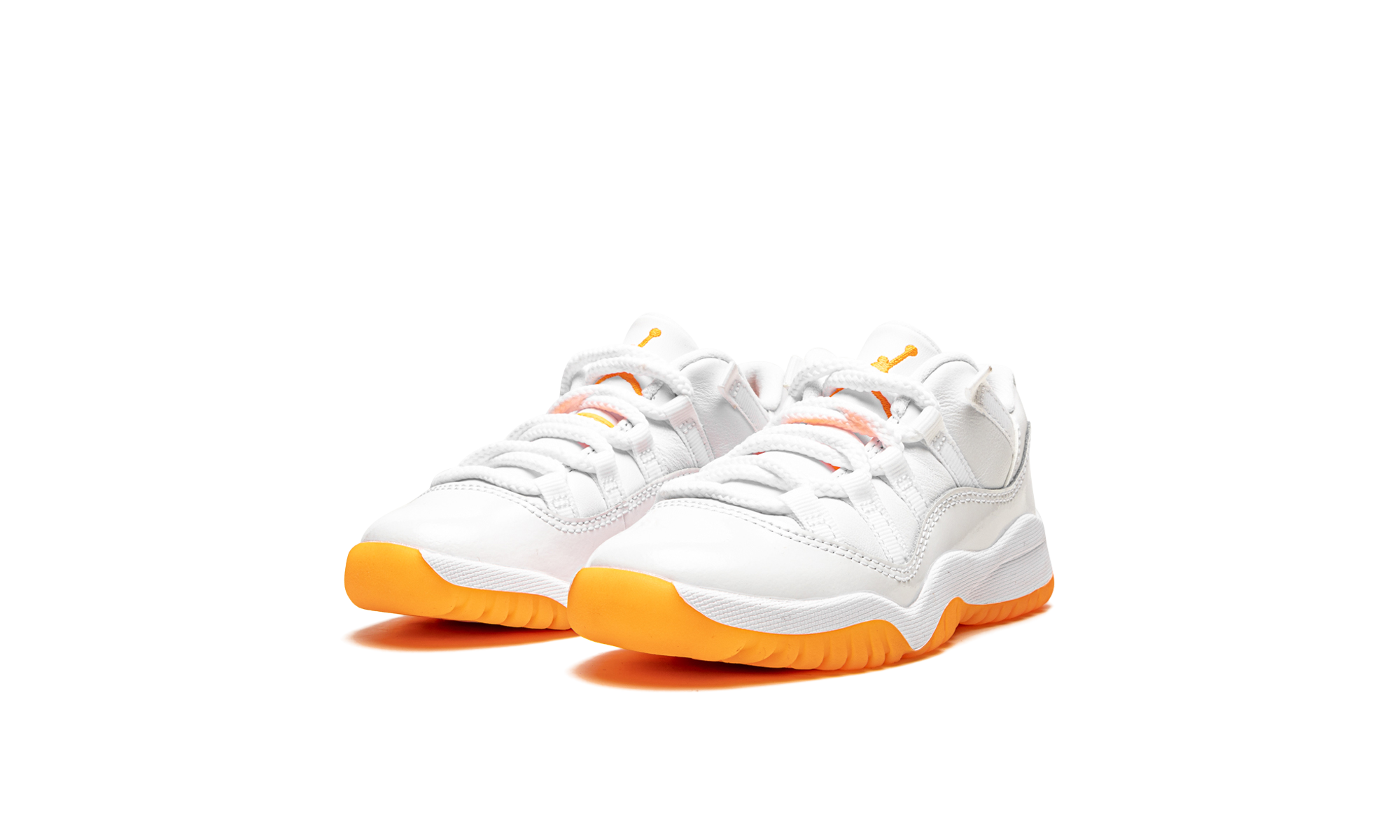 jordan 11 retro low citrus 2021 ps+DJ4328-139+diagnol left view