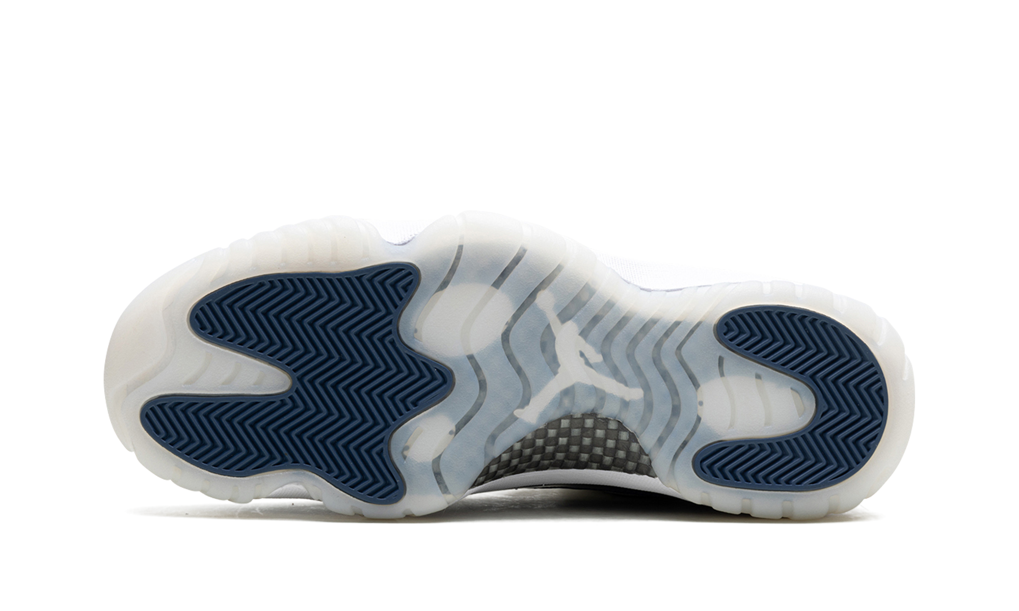 jordan 11 retro low diffused blue+FV5104-104+bottom view