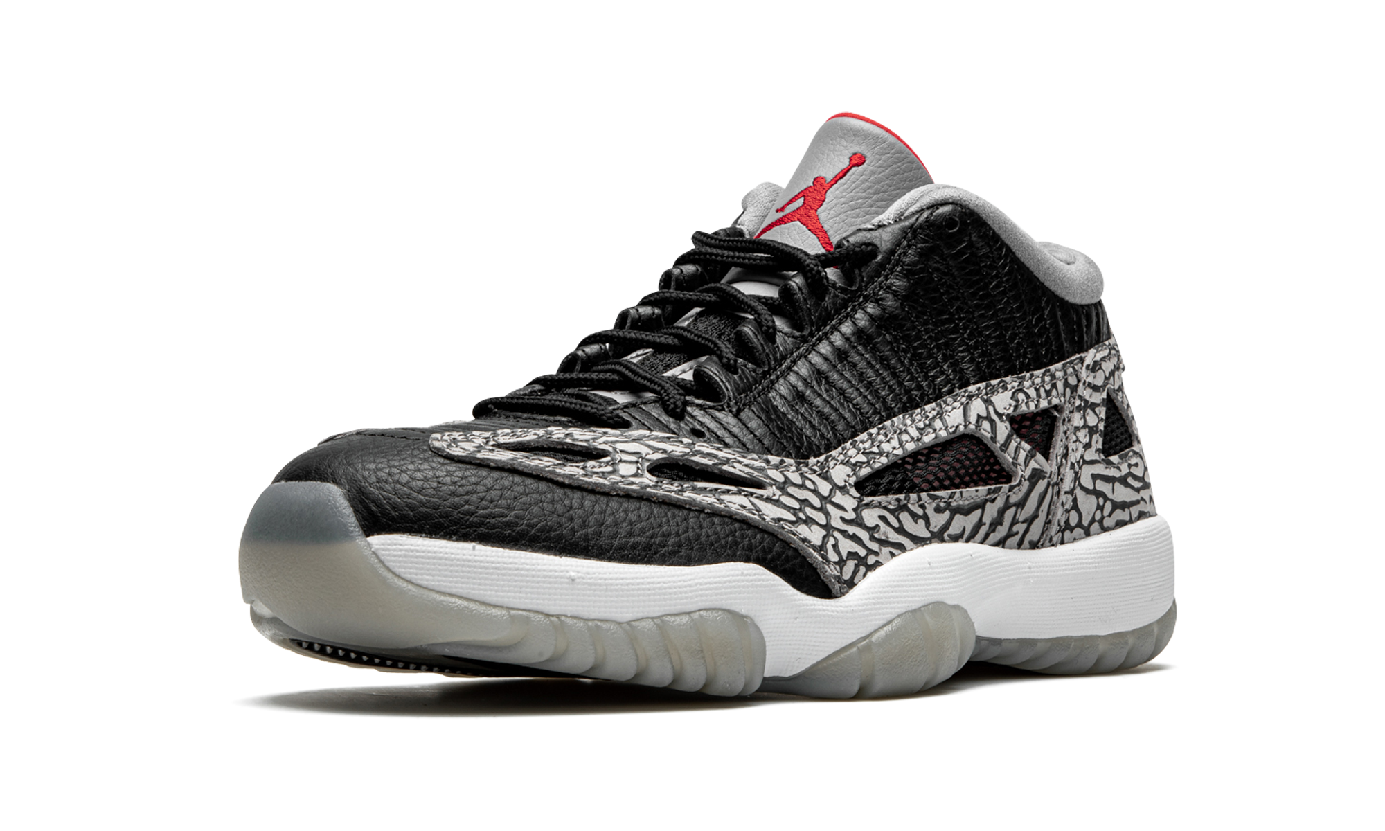 jordan 11 retro low ie black cement+919712-006+left diagnol single view