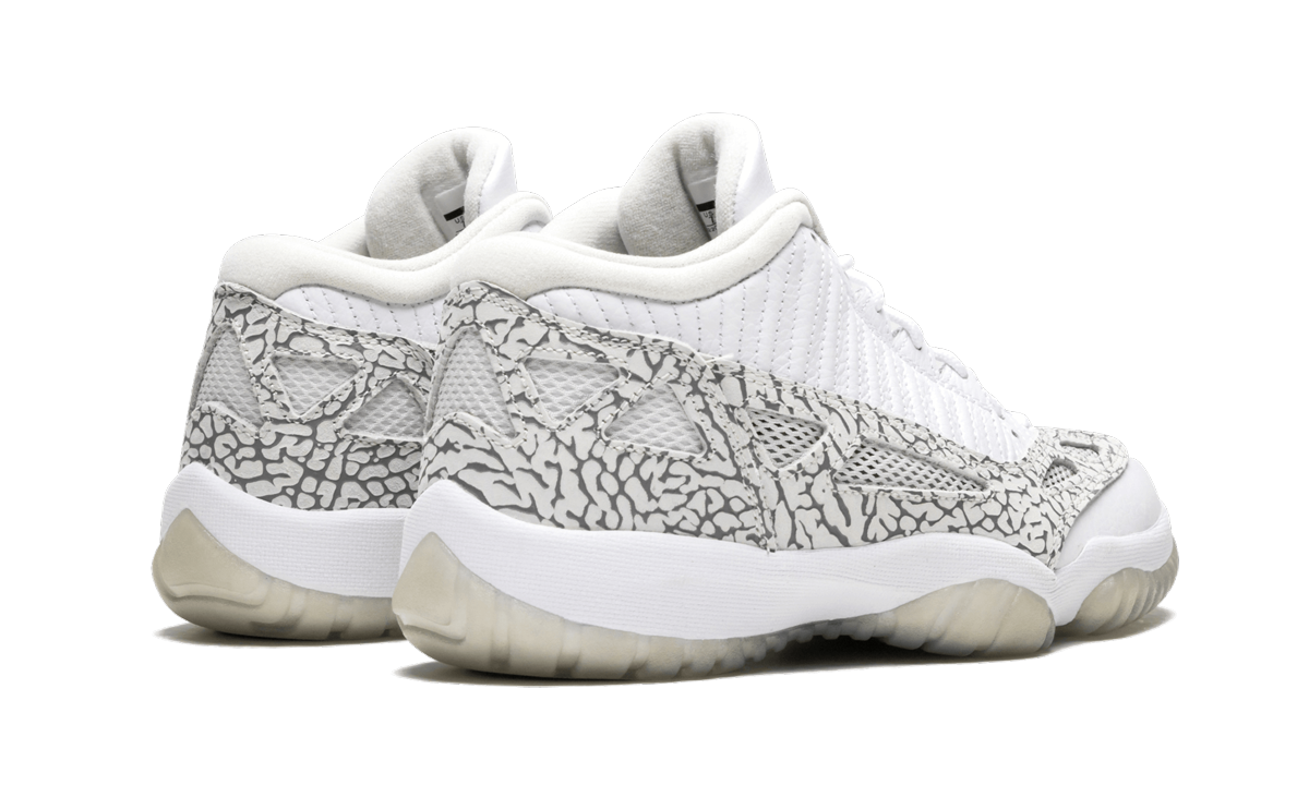 jordan 11 retro low ie cobalt 2015+306008-102+diagnol right behind view