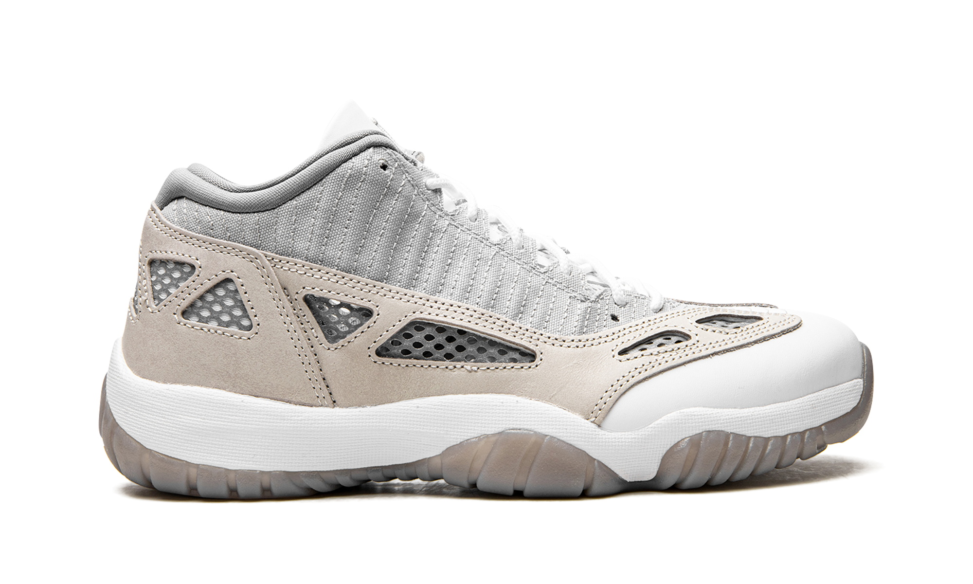 jordan 11 retro low ie light orewood brown+919712-102+right view