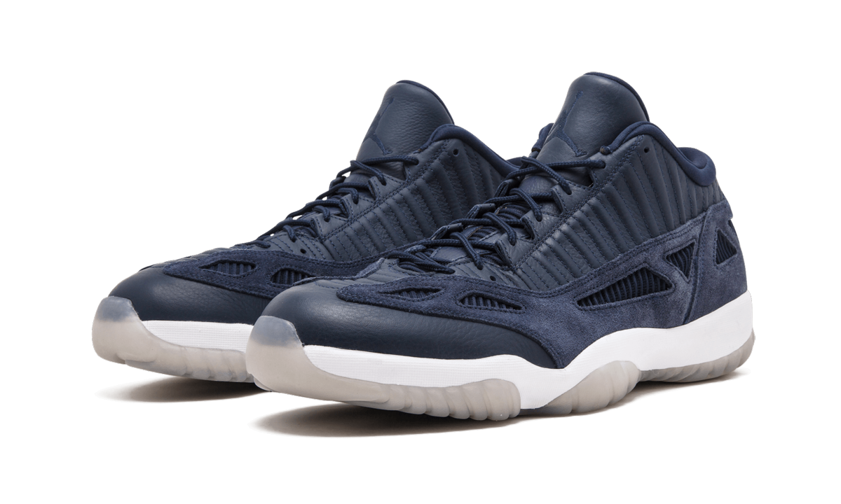 jordan 11 retro low ie obsidian+919712-400+diagnol left view