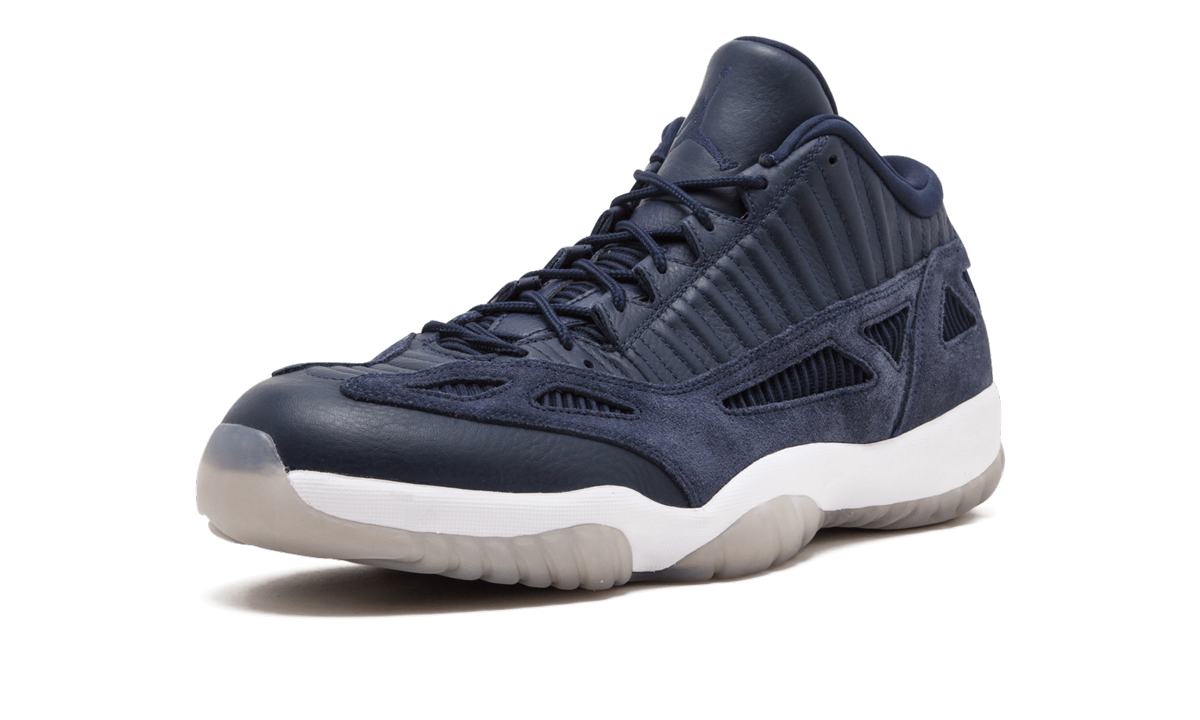 jordan 11 retro low ie obsidian+919712-400+left diagnol single view
