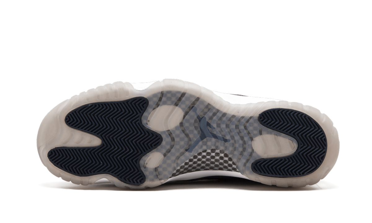 jordan 11 retro low ie obsidian+919712-400+bottom view