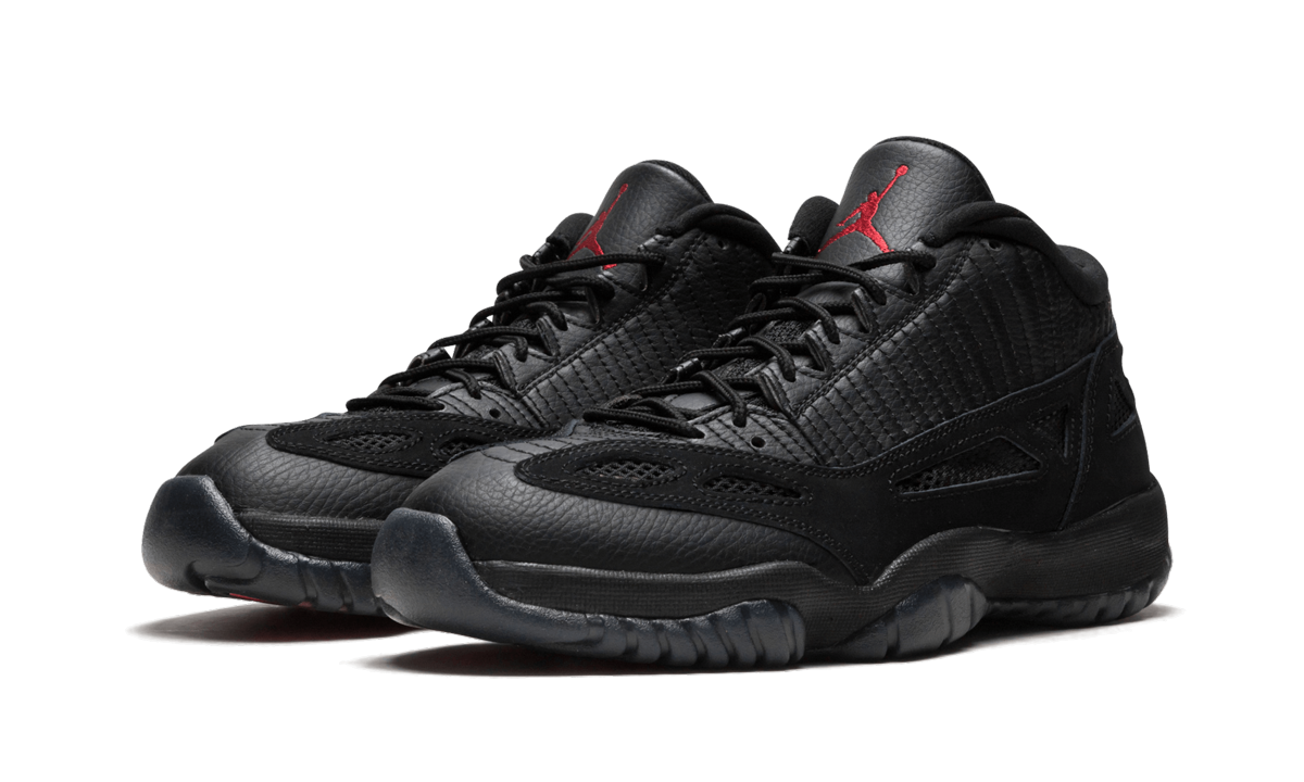 jordan 11 retro low ie referee 2015+306008-003+diagnol left view