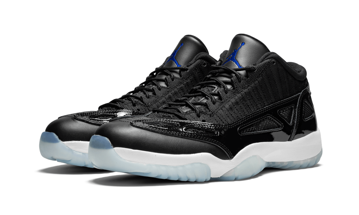 jordan 11 retro low ie space jam+919712-041+diagnol left view