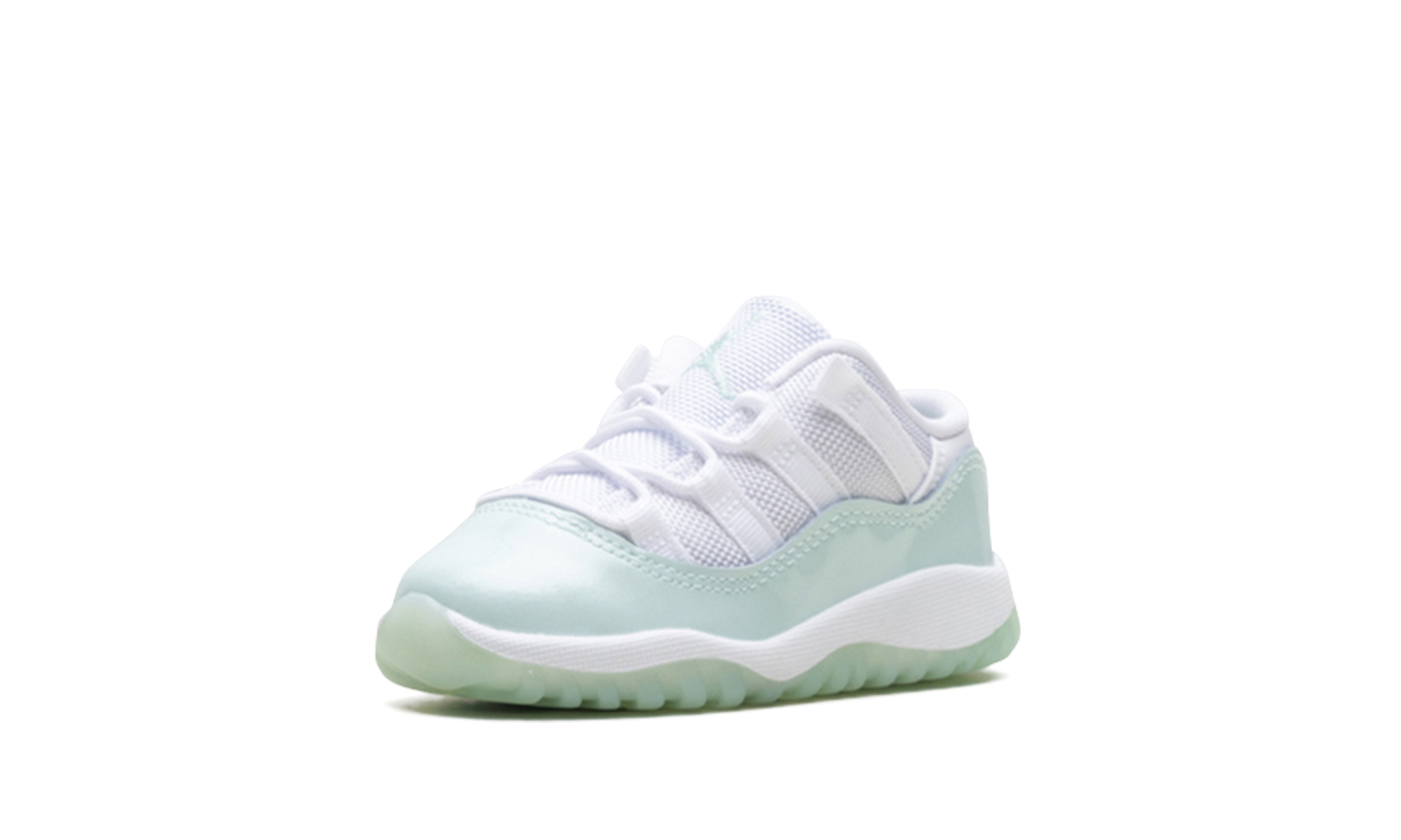 jordan 11 retro low igloo td+645107-103+left diagnol single view