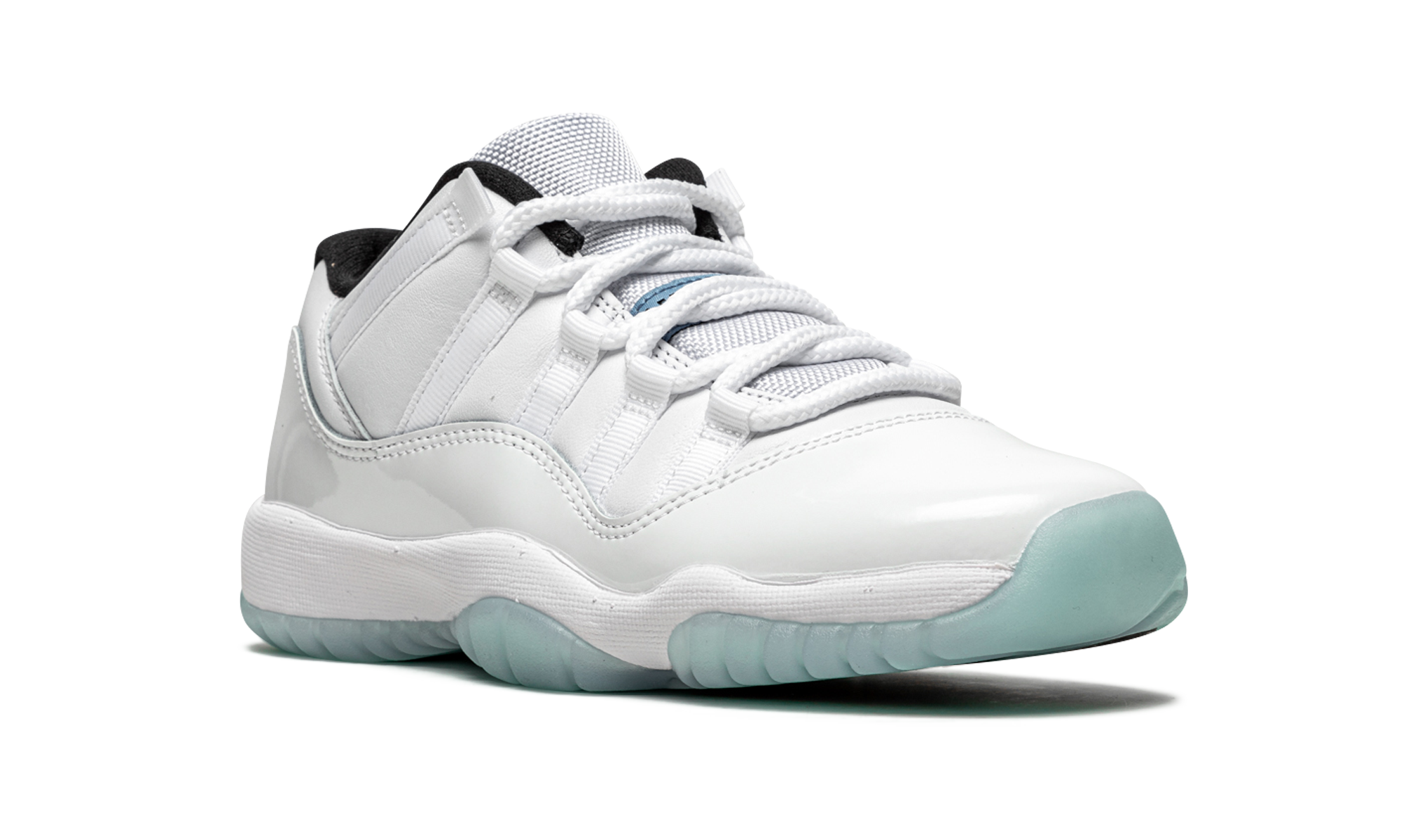 jordan 11 retro low legend blue gs+528896-117+diagnol right view