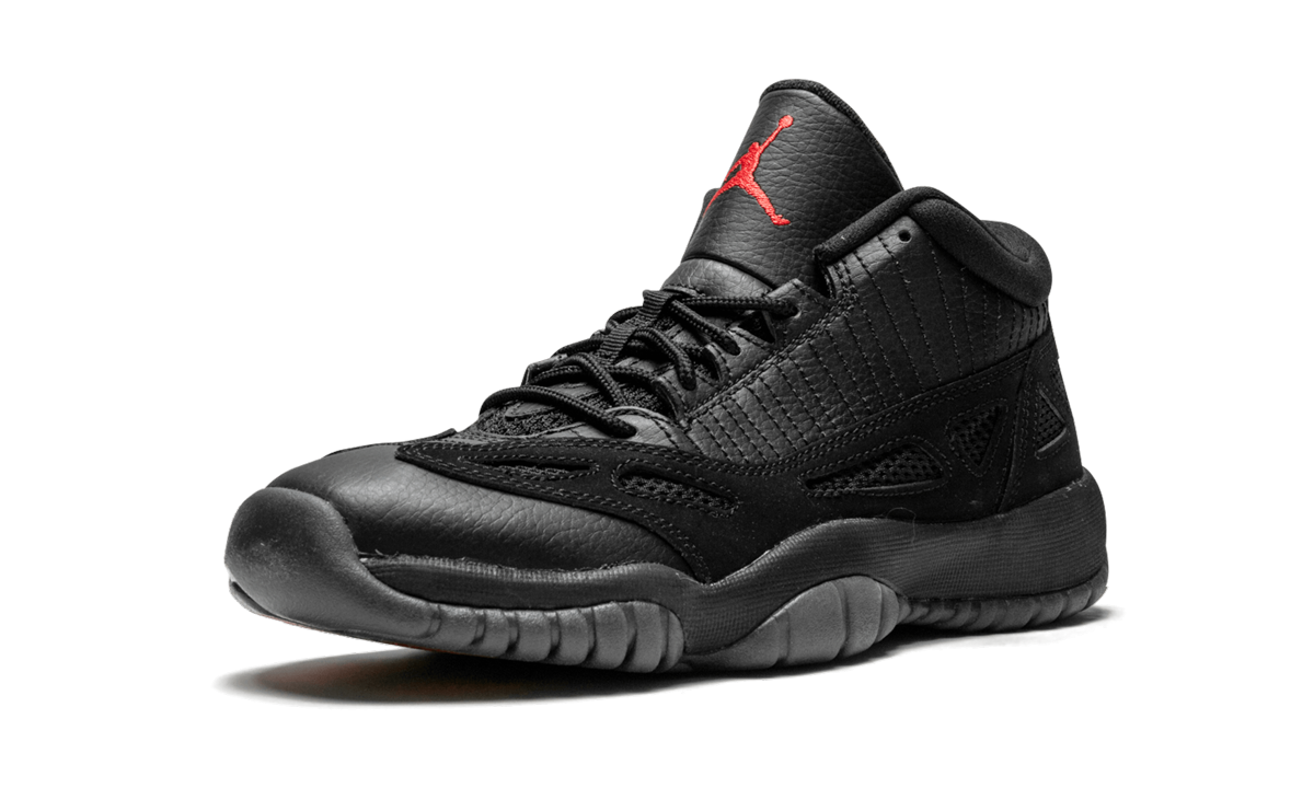 jordan 11 retro low referee gs+768873-003+left diagnol single view