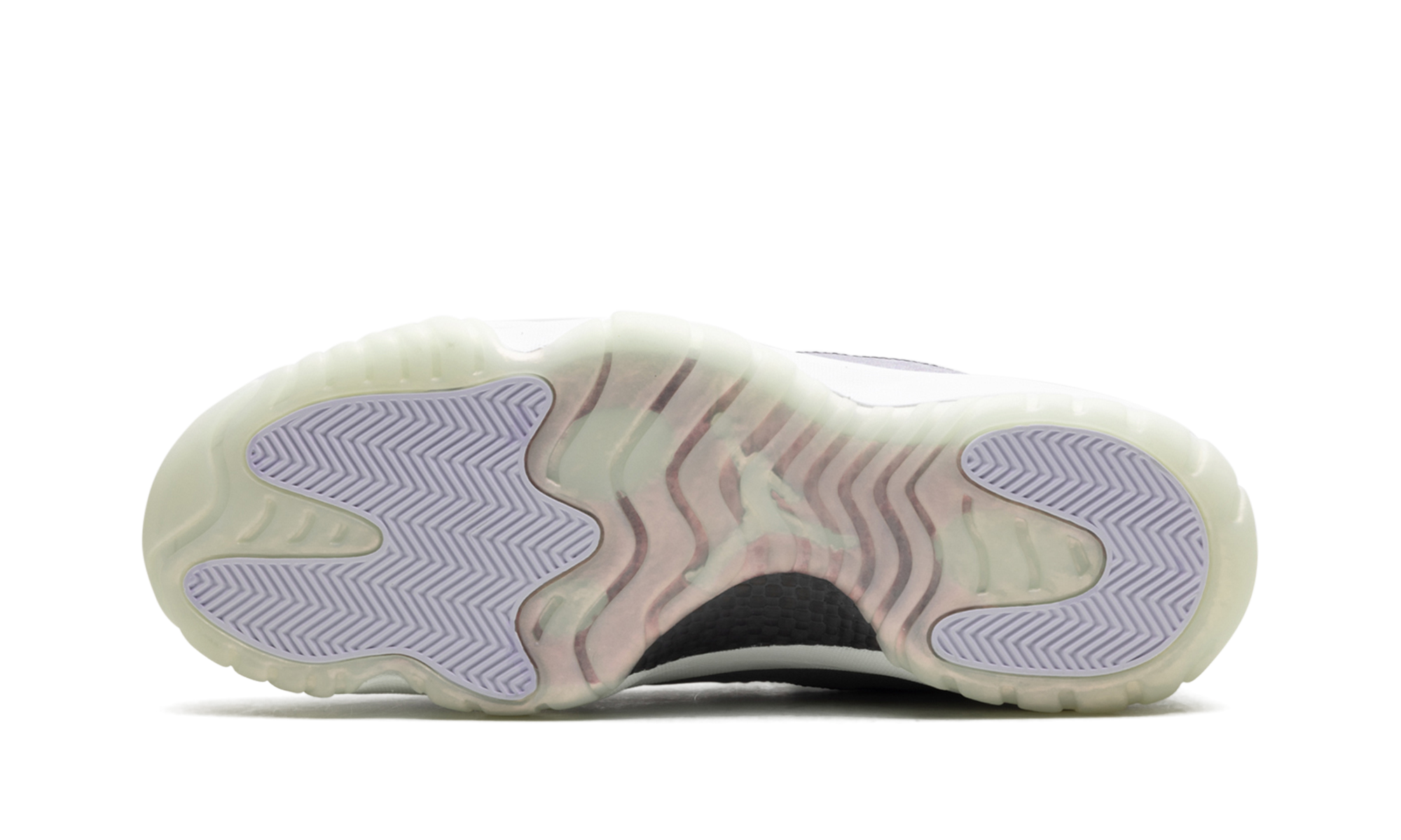 jordan 11 retro low year of the snake+HQ7000-001+bottom view