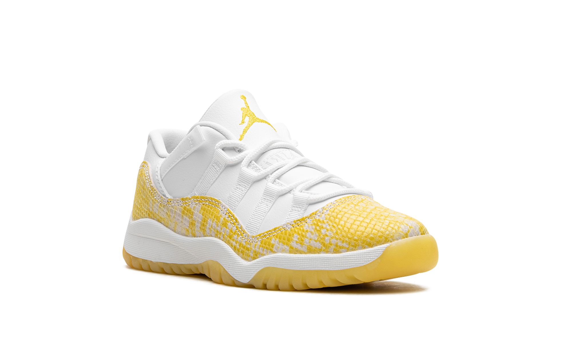 jordan 11 retro low yellow snakeskin ps+580522-107+diagnol right view