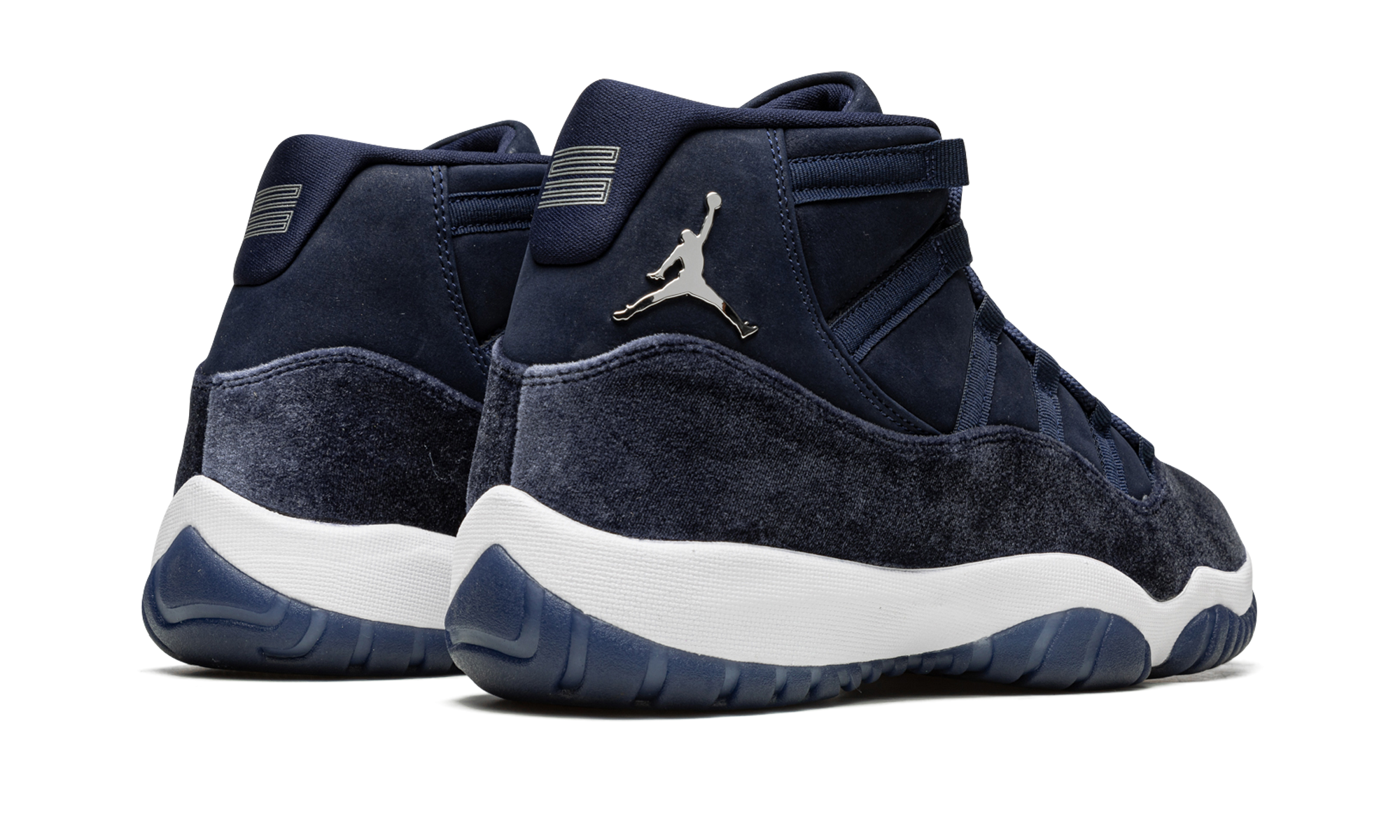 jordan 11 retro midnight navy women s+AR0715-441+diagnol right behind view