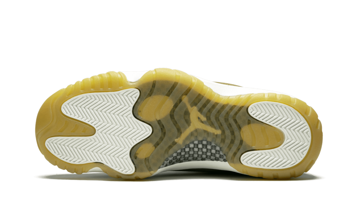 jordan 11 retro neutral olive women s+AR0715-200+bottom view