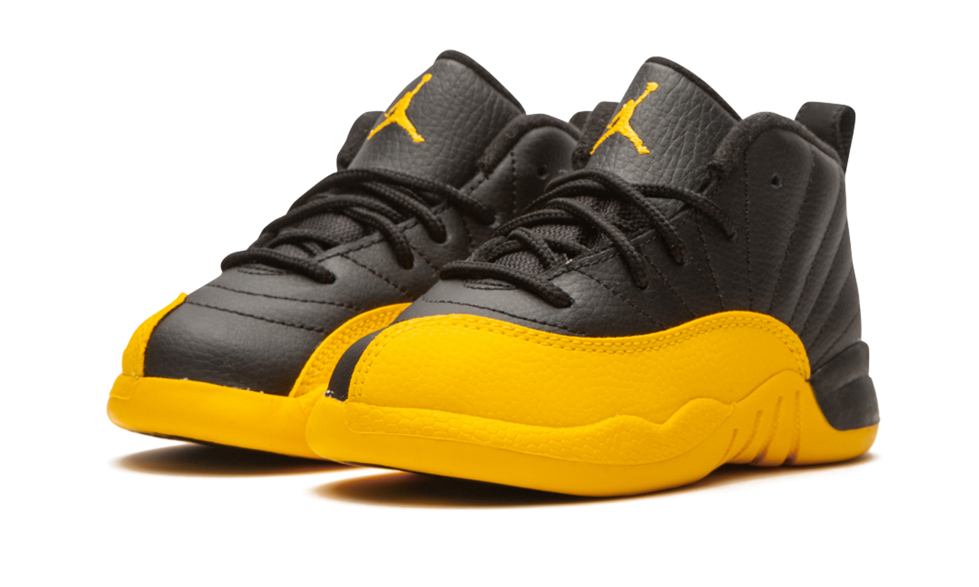 jordan 12 retro black university gold td+850000-070+diagnol left view