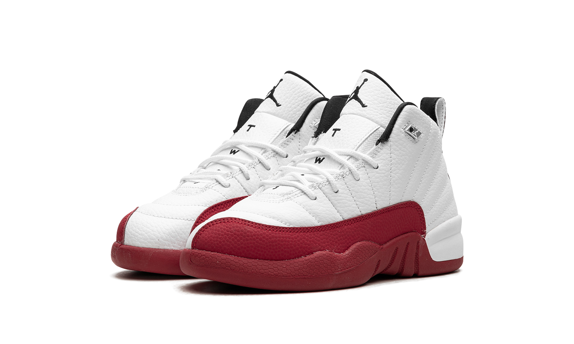 jordan 12 retro cherry 2023 ps+151186-116+diagnol left view