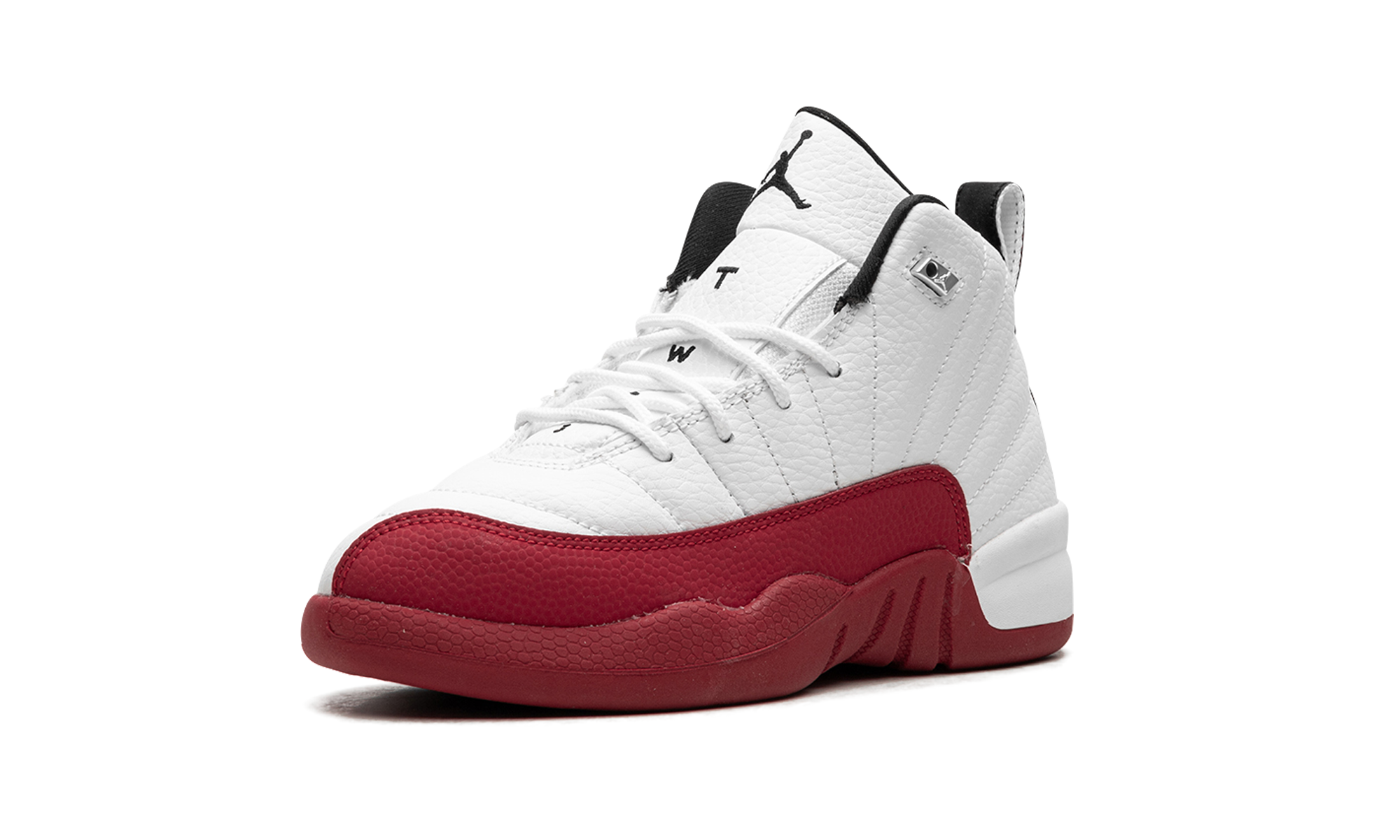 jordan 12 retro cherry 2023 ps+151186-116+left diagnol single view
