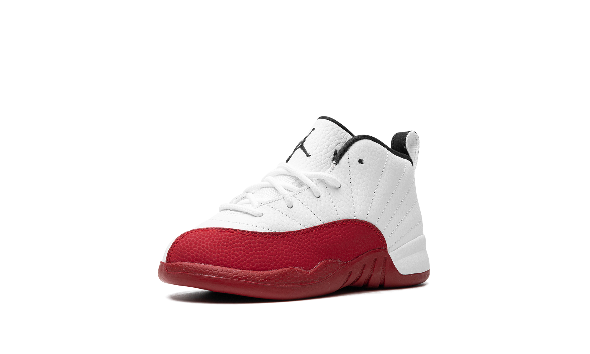 jordan 12 retro cherry 2023 td+850000-116+left diagnol single view