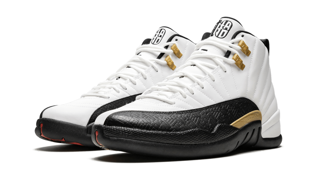 jordan 12 retro chinese new year+881427-122+diagnol left view