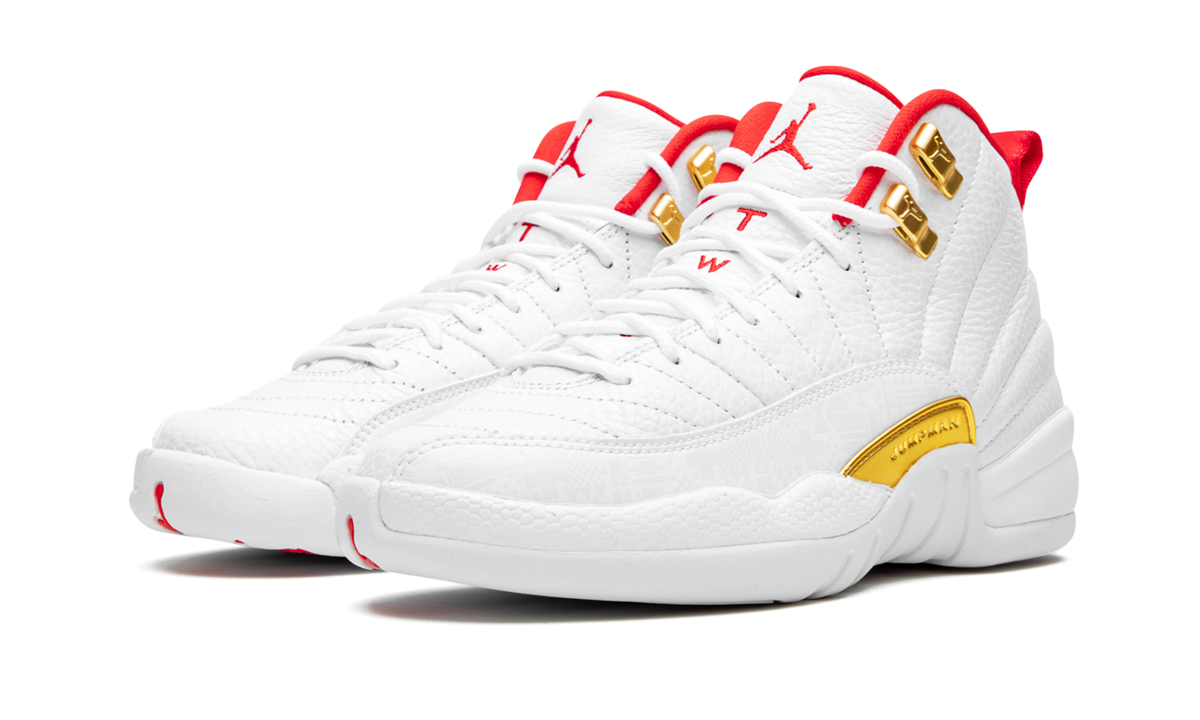 jordan 12 retro fiba 2019 gs+153265-107+diagnol left view