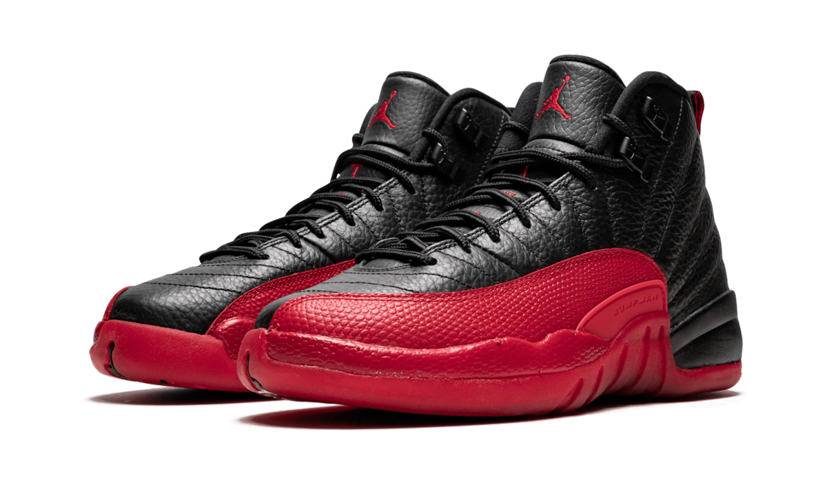 jordan 12 retro flu game 2016 gs+153265-002+diagnol left view