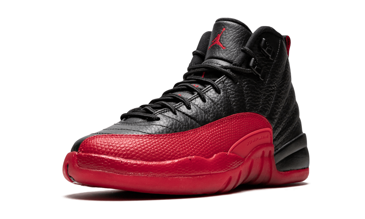 jordan 12 retro flu game 2016 gs+153265-002+left diagnol single view