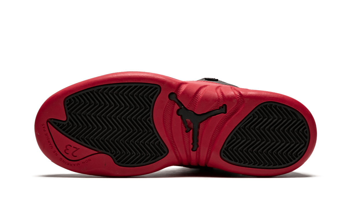jordan 12 retro flu game 2025 ps+151186-002+bottom view