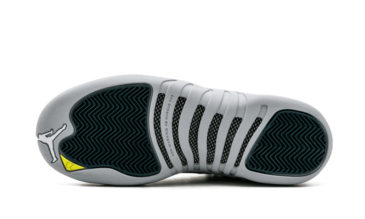 jordan 12 retro low wolf grey gs+308305-002+bottom view