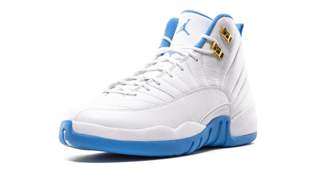 jordan 12 retro university blue 2016 gs+510815-127+bottom view