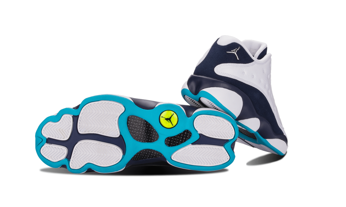 jordan 13 retro low hornets+310810-107+diagnol right behind view