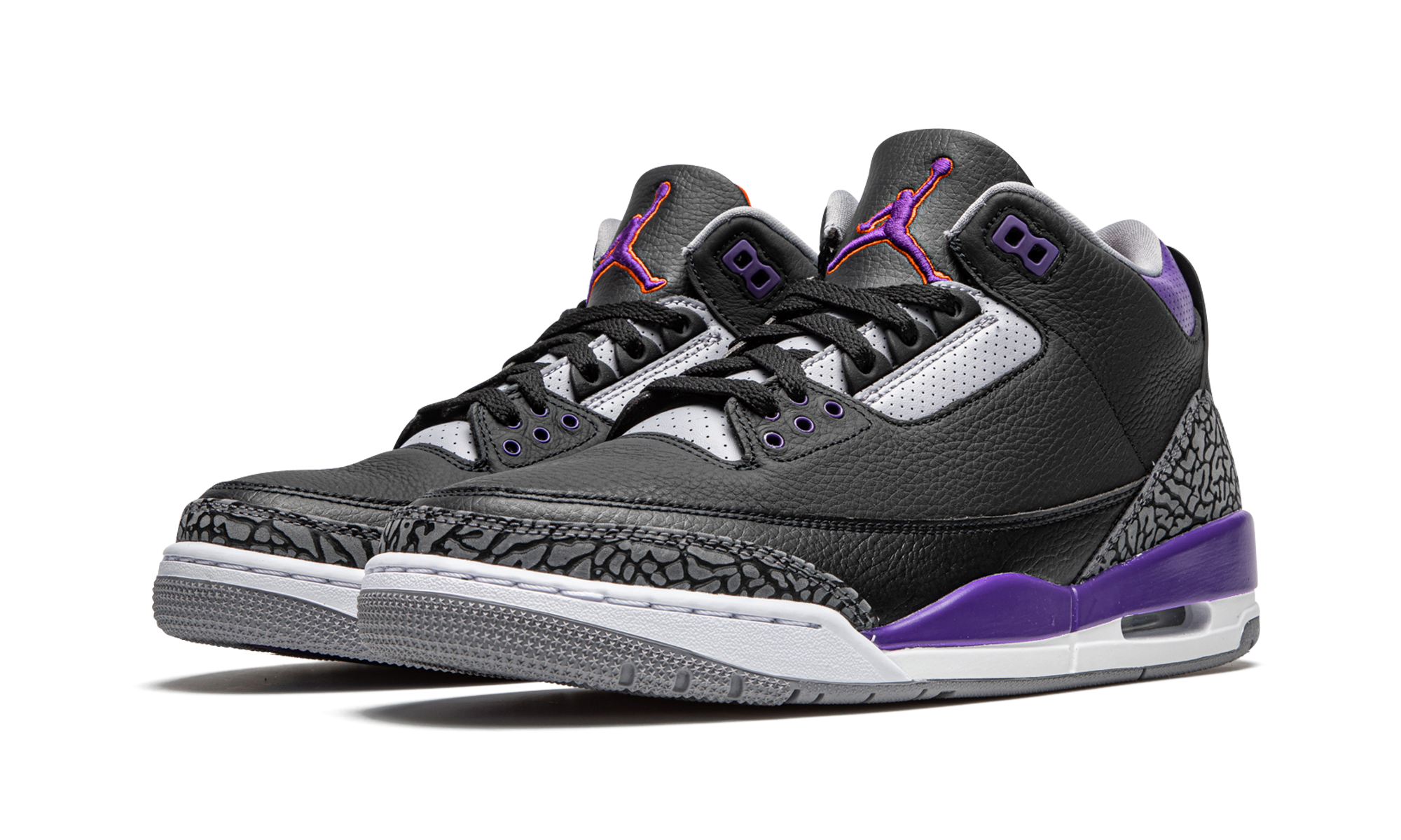 jordan 3 retro black court purple+CT8532-050+diagnol left view