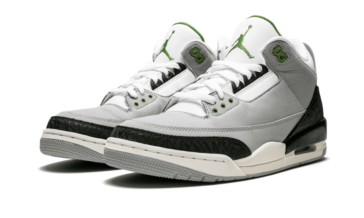 jordan 3 retro chlorophyll+136064-006+diagnol left view