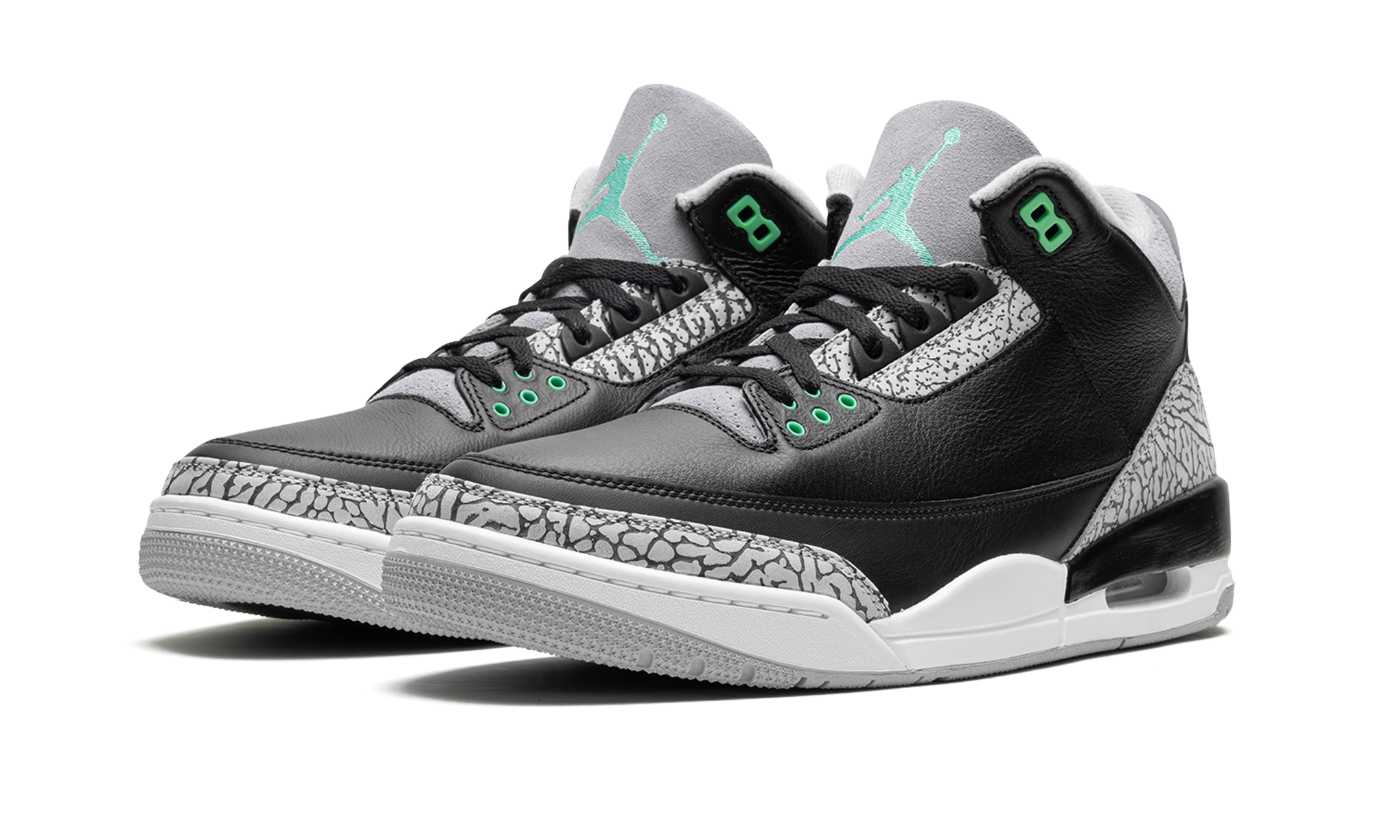 jordan 3 retro green glow+CT8532-031+diagnol left view