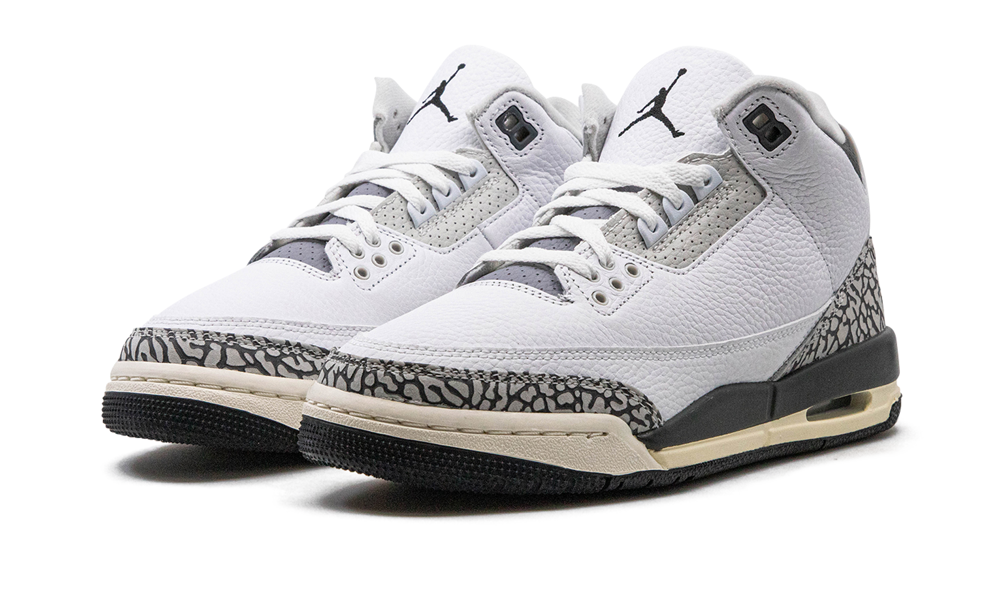 jordan 3 retro hide n sneak gs+DX6665-100+diagnol left view