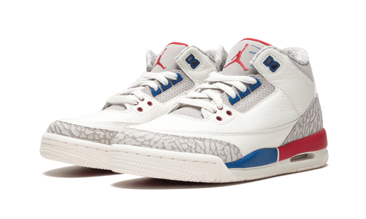 jordan 3 retro international flight gs+398614-140+diagnol left view