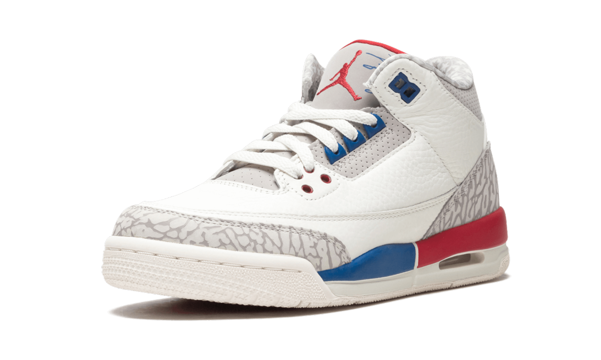 jordan 3 retro international flight gs+398614-140+left diagnol single view