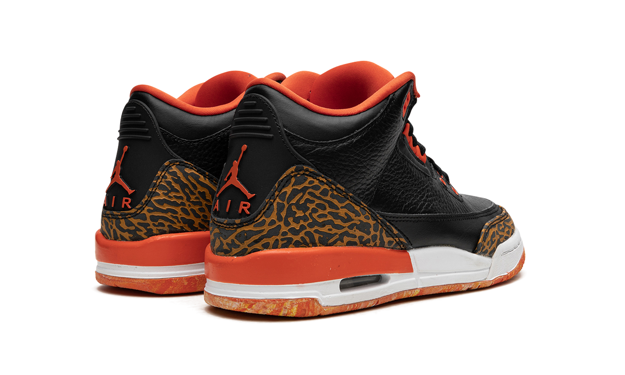 jordan 3 retro kumquat gs+441140-088+diagnol right behind view