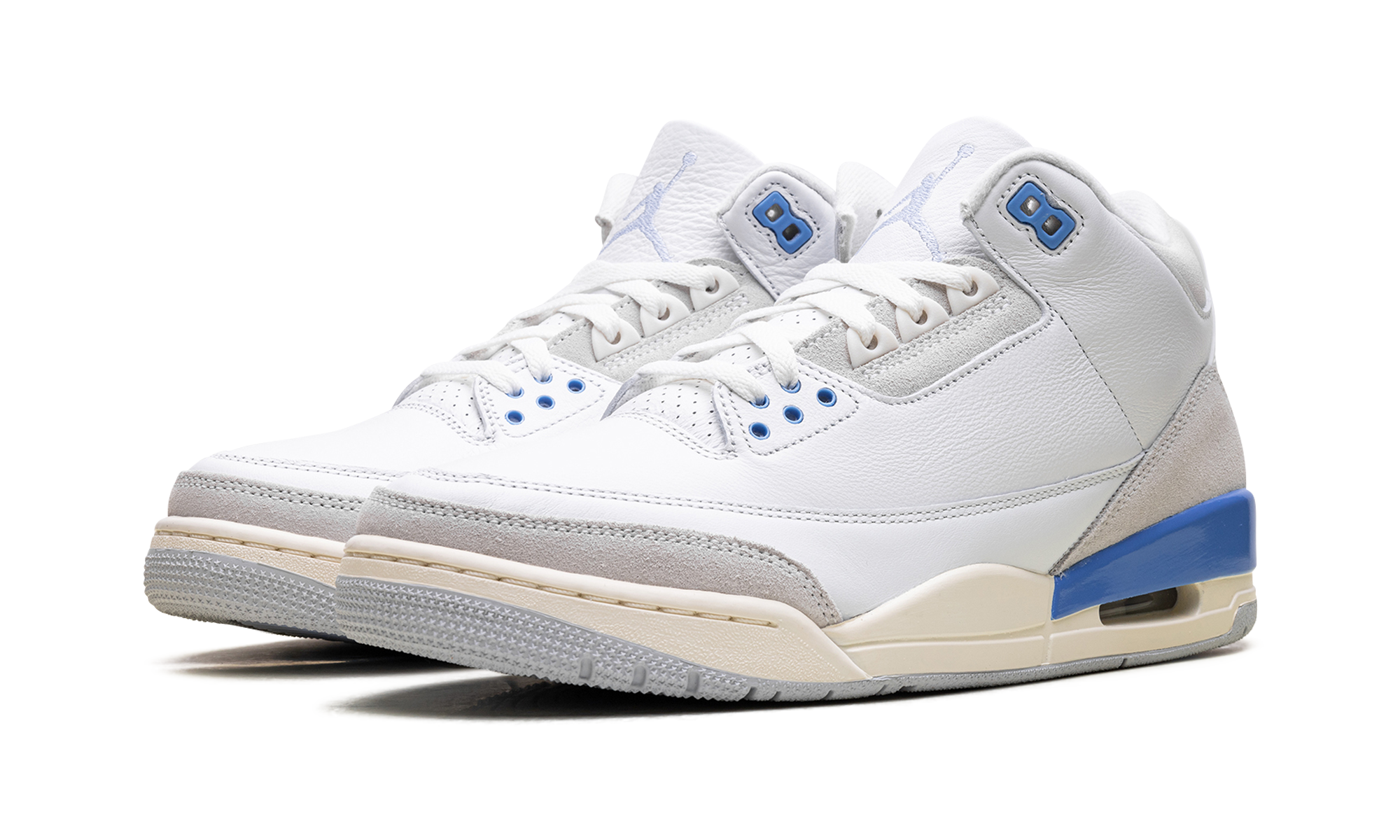 jordan 3 retro lucky shorts+CT8532-101+diagnol left view