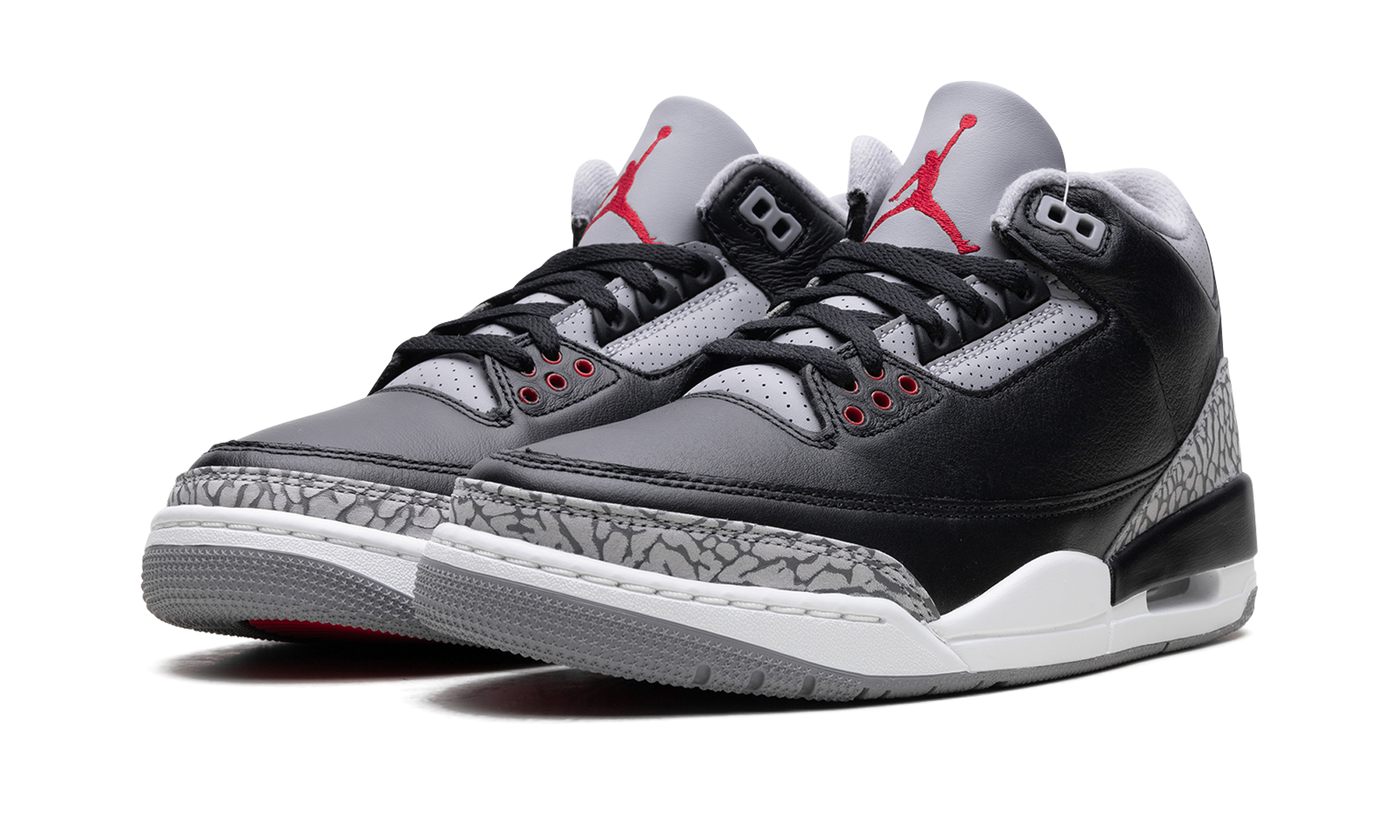 jordan 3 retro og black cement 2024+DN3707-010+diagnol left view