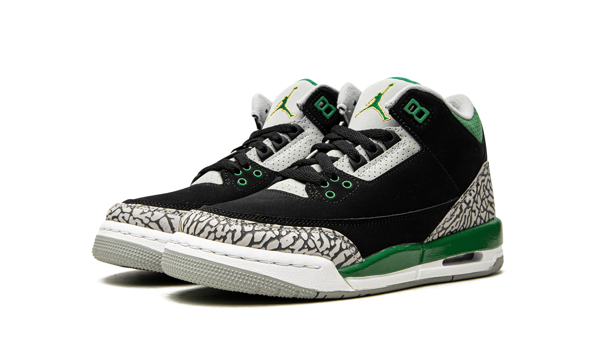 jordan 3 retro pine green gs+398614-030+diagnol left view