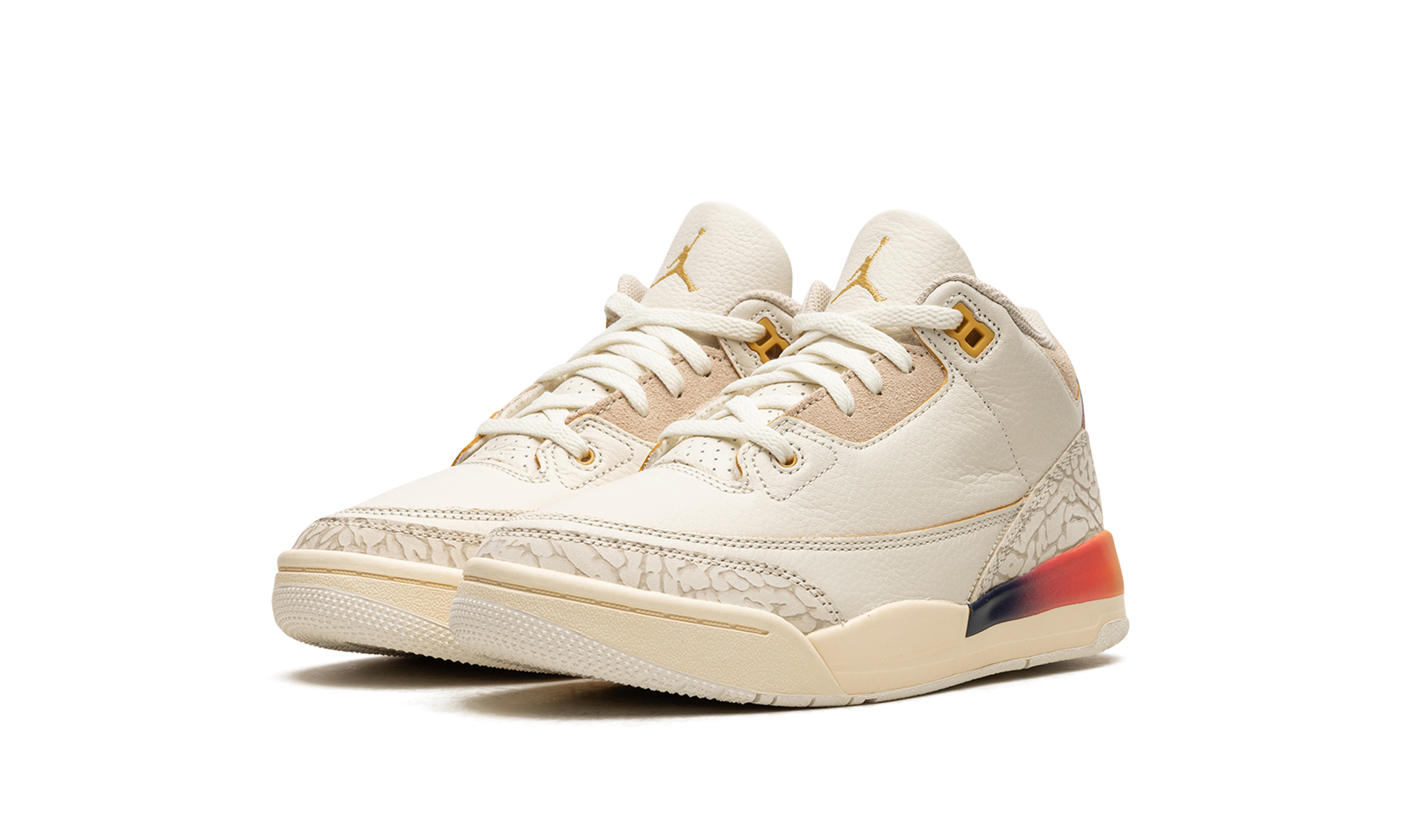 jordan 3 retro sp j balvin medellin sunset ps+FN0346-901+diagnol left view