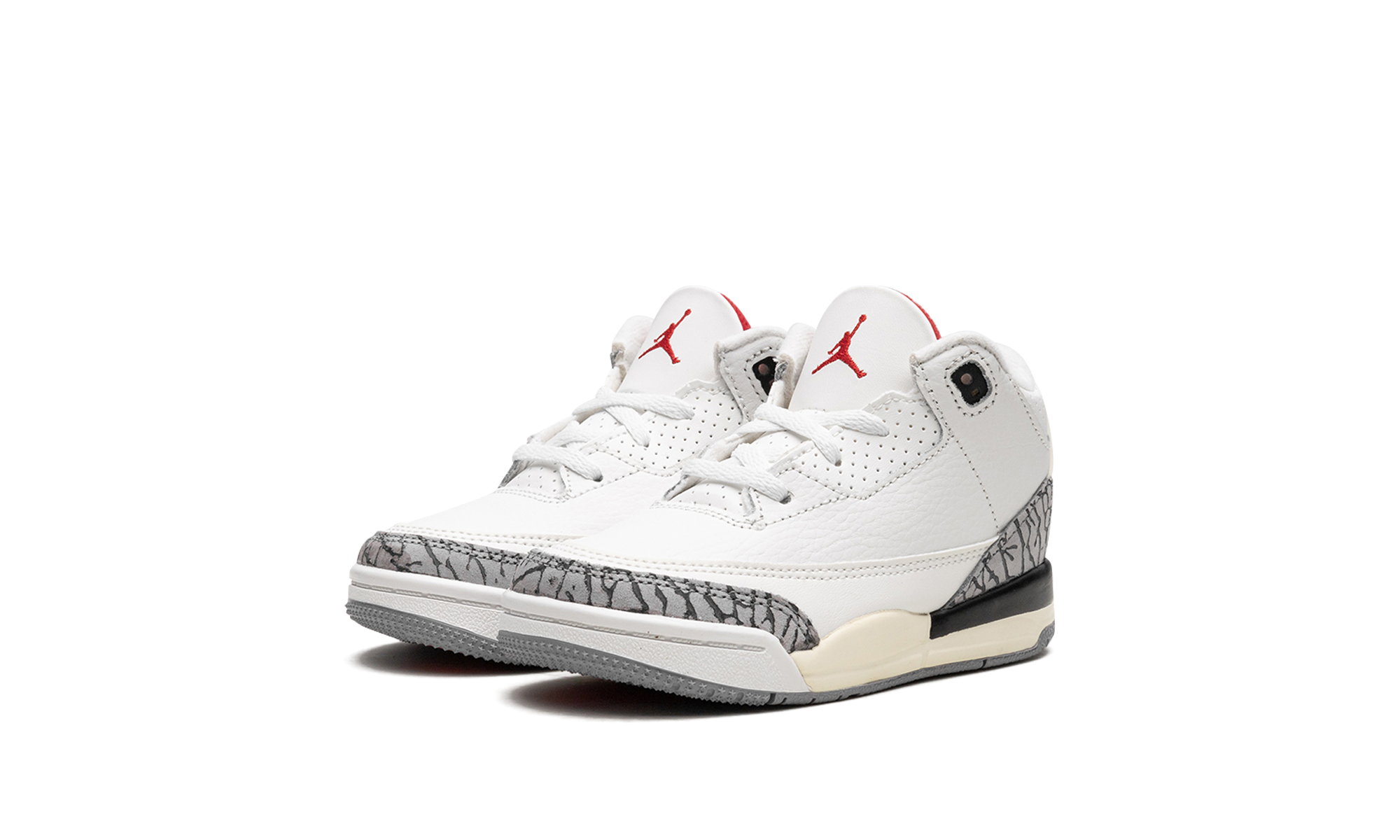 jordan 3 retro white cement reimagined td+DM0968-100+diagnol left view