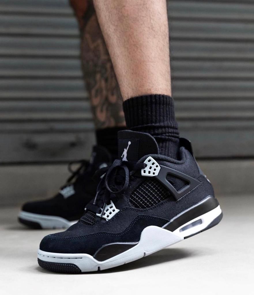 Jordan 4 Retro SE Black Canvas, Lifestyle View 2, SKU DH7138-006